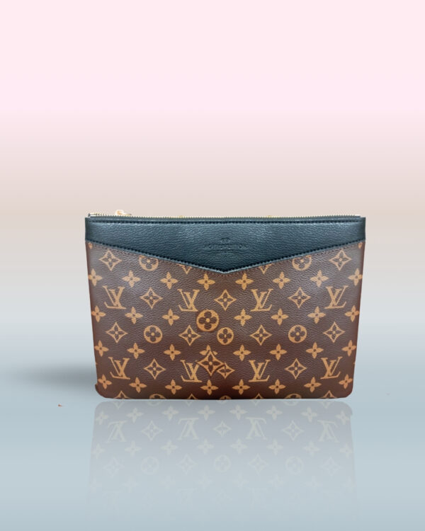 Lv Clutch Bag
