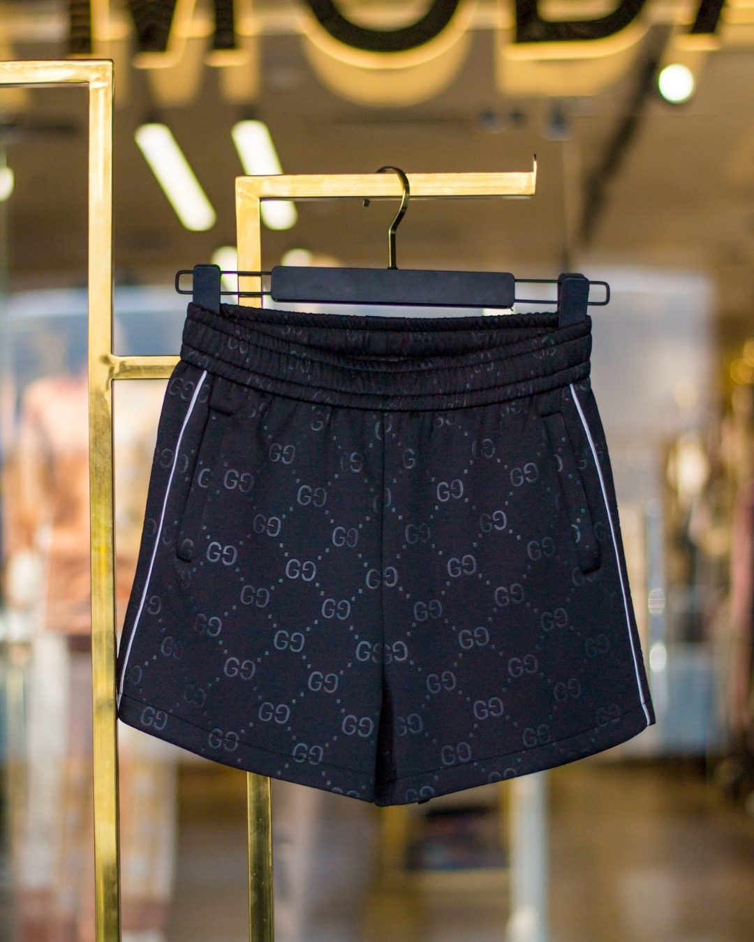 Gucci shorts - Image 2